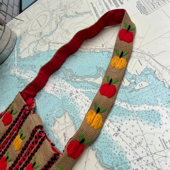 Vintage 60s Apple Embroidered Burlap Bag - Picture 5 of 5